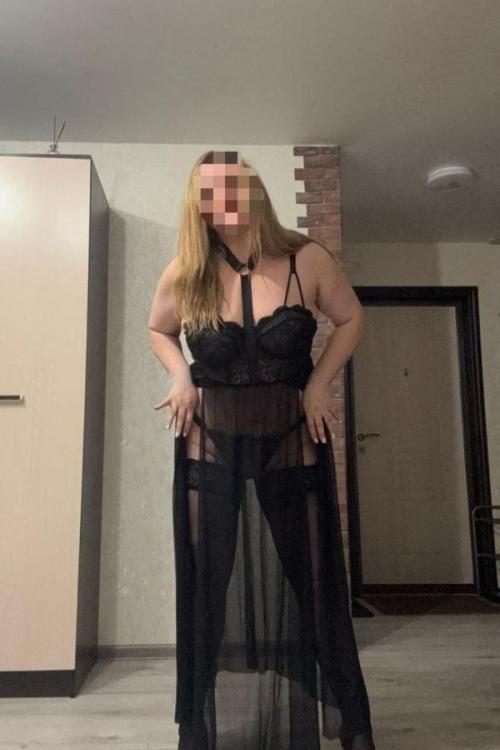 Проститутка Юля у метро Академическая в Питере