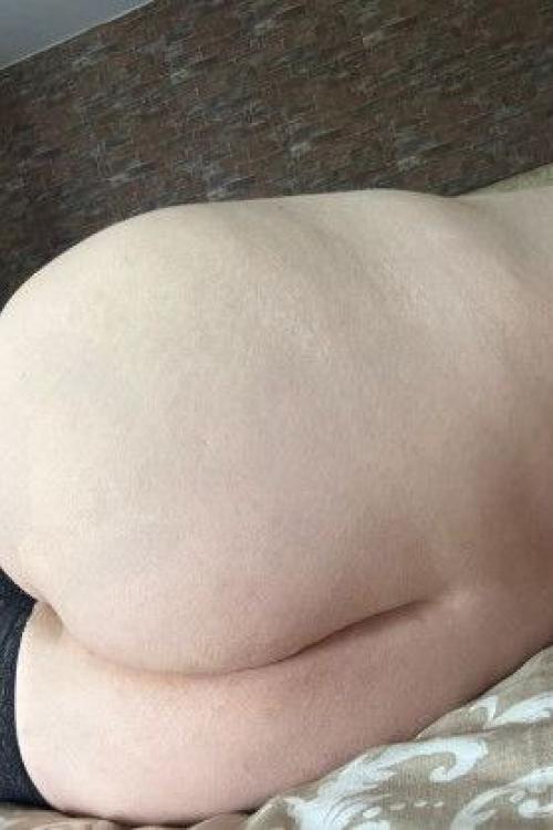 Проститутка Юля у метро Академическая в Питере