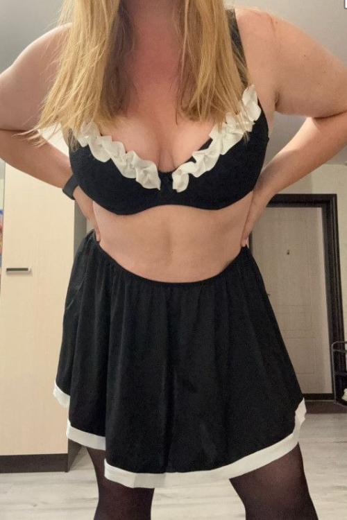 Проститутка Юля у метро Академическая в Питере