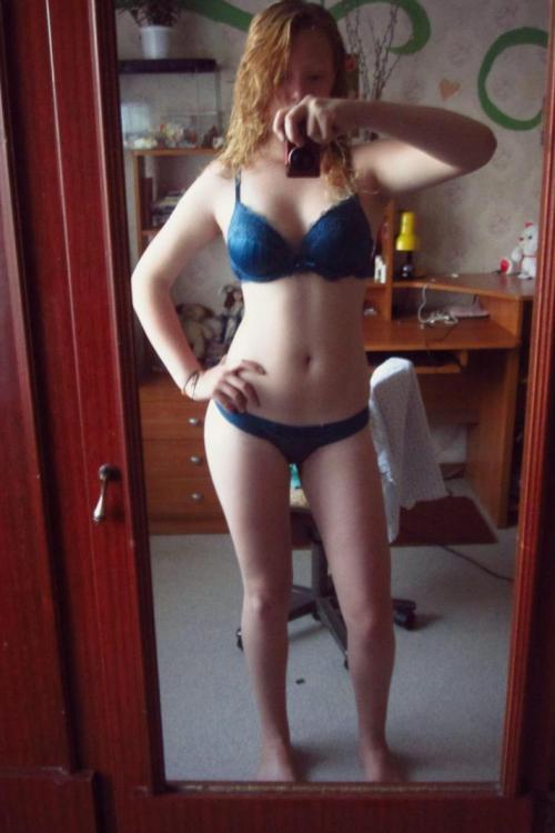 Проститутка и Индивидуалка Юля у метро Василеостровская в Питере