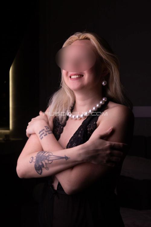 Проститутка и Индивидуалка Алиса у метро Проспект Просвещения Питера