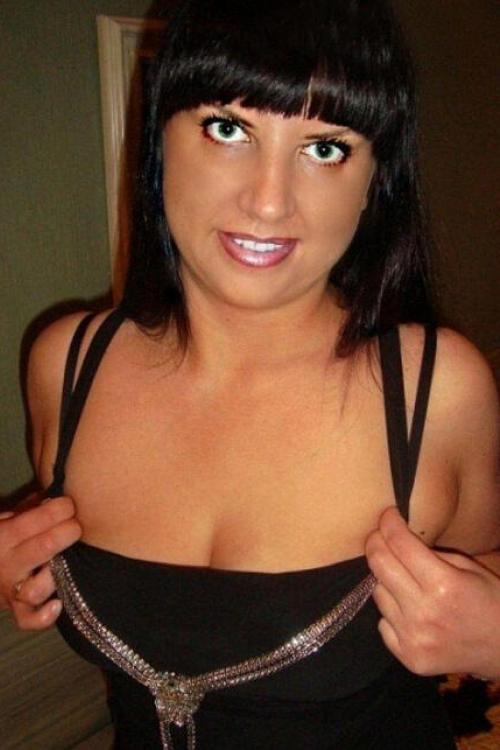 Проститутка и Индивидуалка Камилла у метро Комендантский проспект в Питере