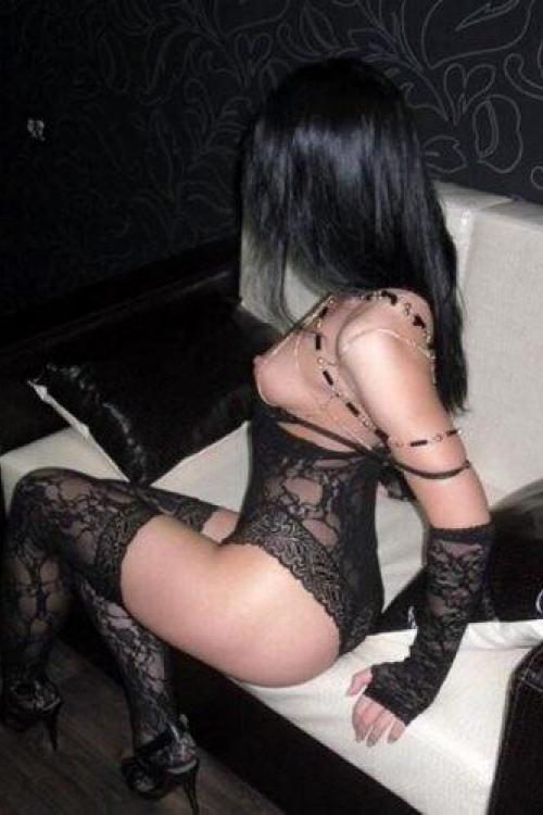 Проститутка и Индивидуалка Варя у метро Спортивная в Питере