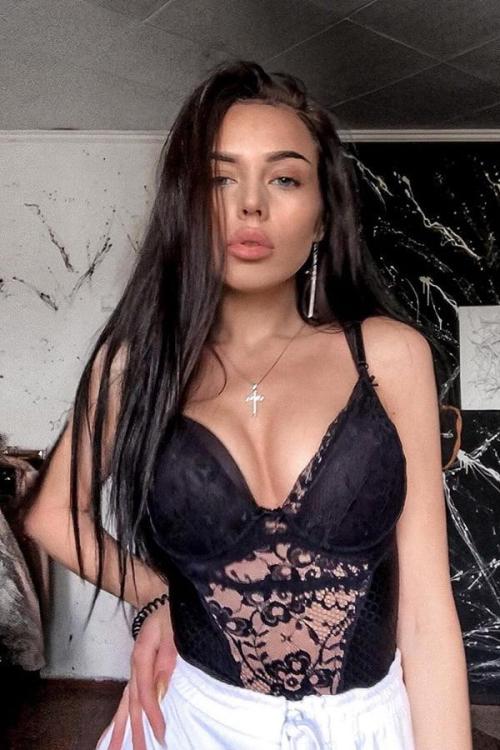 Проститутка Саманта у метро Чкаловская в Питере