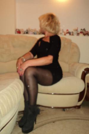 Секс Форум СПб: НЕвысокая, СТРОЙНАЯ блондиночка